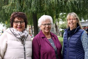 von links Ursel Volmer, stv Vors.; Brunhilde Knepper, Vors.; Beate Diekmann-Barenhoff, stv. Vors.